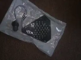 Hugger, Stop Lamp Running, Visor, dan Handgrip deluxe