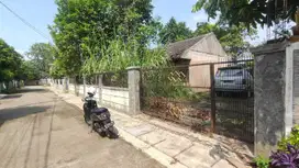 RUMAH TUA HITUNG TANAH di BEKASI TIMUR