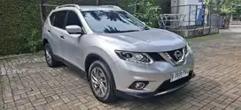 Nissan Xtrail 2.5 at th.2015 silver ISTIMEWA