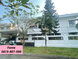 Rumah View Bagus Lingkungan Tenang Plus Pool di Puri Bintaro FN-16602