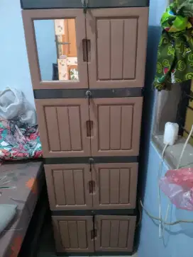 lemari plastik 4 susun