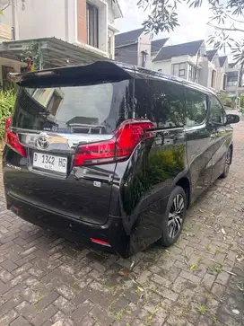Alphard 2.5 G AT 2019 Hitam Lega dan Mewah