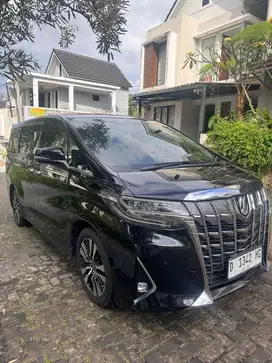 Alphard 2.5 G AT 2019 Hitam Lega dan Mewah