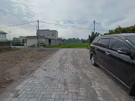 4 JT-AN Tanah Jalan Kaliurang km 8 area Komersil Jogja