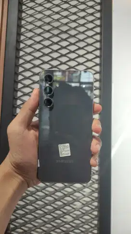 Samsung S23 FE 8 + 128