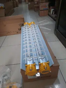 Lampu warom explotion proof
