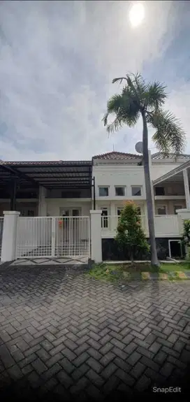 Rumah Di Central Park Gunung Anyar Surabaya