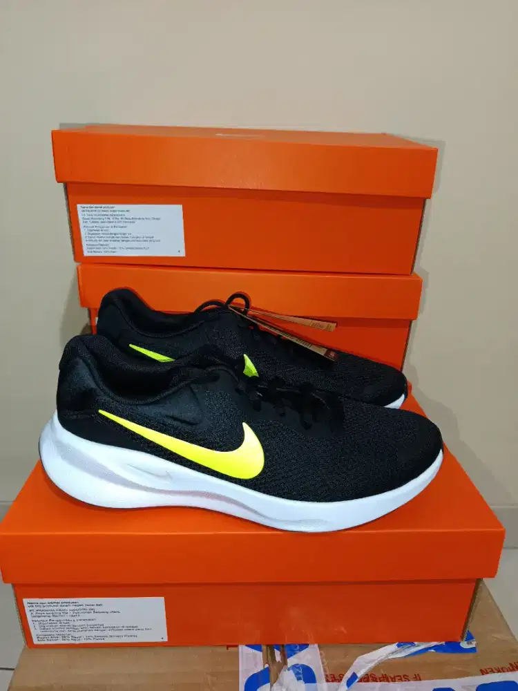 Sepatu Nike Revolution 7 Original