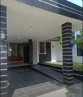 Rumah Cluster Cantik Lokasi Strategis Siap Huni Lippo Cikarang