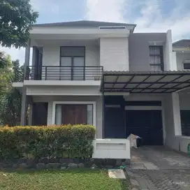 Rumah Strategis di Royal Residence Wiyung Surabaya Dekat Citraland