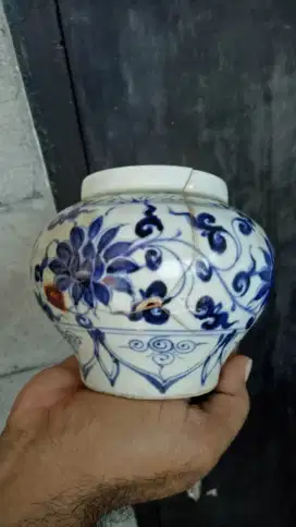 keramik tua asli