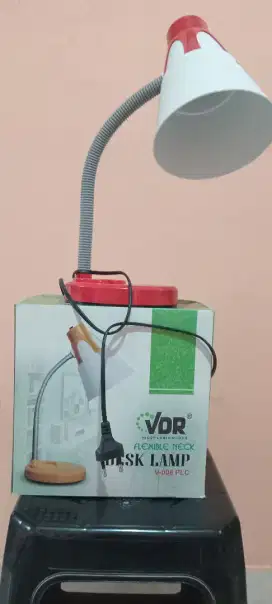 Lampu meja bagus
