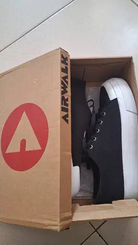 Preloved Airwalk Womens Legacee Sneakers - Black