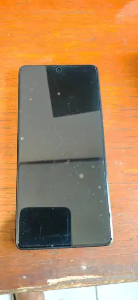 Poco F5 5G Ram 8Gb Rom 256Gb Mulus Ex Garansi Resmi fullset -Bandung