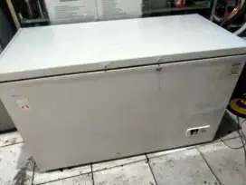 freezer box daimatsu 363liter normal beku ples kirim