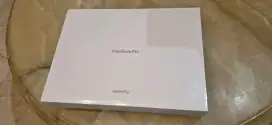 Laptop Macbook Pro 14 inch Model A2442 M1 16GB 1TB Apple Certified