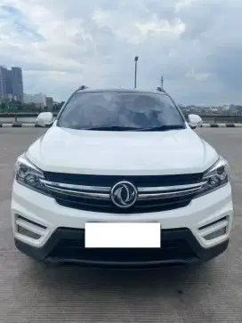 DFSK 560 putih (manual)