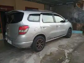 Original CHEVROLET SPIN 2015 LS MT