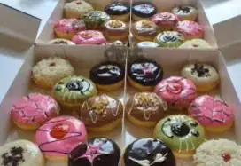 Donut enak 50k isi 12 PCs