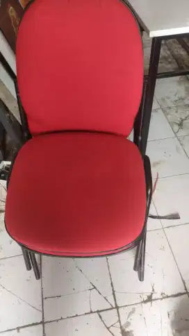 Jual kursi merah 1 unit