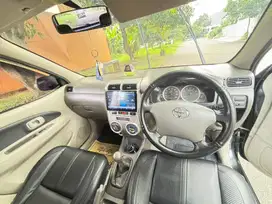 Toyota Avanza 2011 Bensin