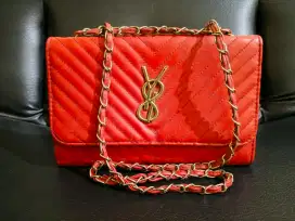Tas Branded YSL kondisi 90% masih mulus