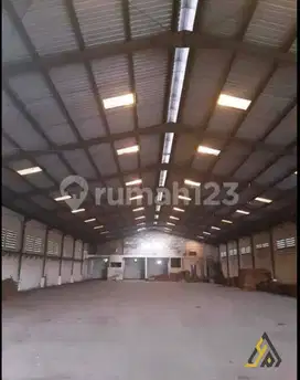 Gudang Strategis Dijual di Kartasura – 3600m², SHM, Akses Kontainer