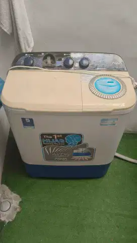 Mesin Cuci Top Loading Aqua Hijab Series 7Kg