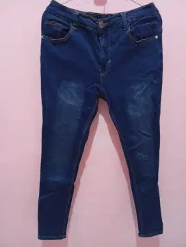 Celana Jeans Prada ukuran 31