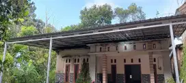 Kanopi baja ringan
