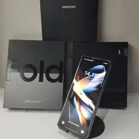 Samsung Galaxy  Z FOLD 4 ram 12/256 gb Grey Fullset MULUS LIKE NEW !!