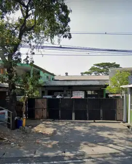 Bangunan Komersial Hitung Tanah Jl.Brigjen Katamso, Waru