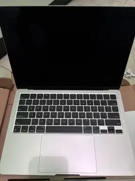 Macbook air m3  16/256