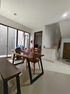 Rumah di BSD Greenwich cluster Luxmore rapi sudah renov