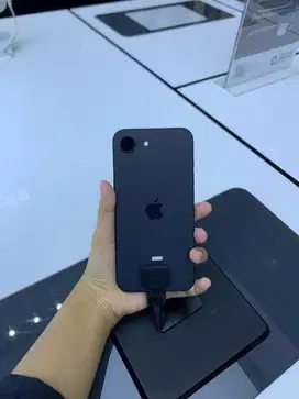 CASH/CICILAN TANPA DP IPHONE 16 E