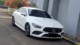 [ LOW KM ] Mercedes Benz CLA200AMG Line (C118) CBU AT Putih 2019/2020
