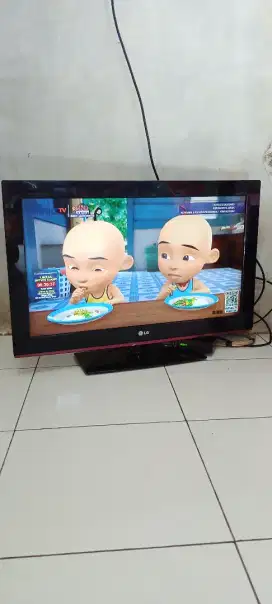 LCD Merek LG 32 in !! normal