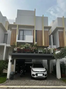 Dijual Cluster Blizfield BSD City Tangerang Banten, Semi Furnished