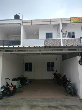 Dijual Rumah 2 Lt Di Gaga Ketapang