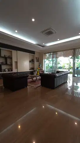 DIJUAL RUMAH MEWAH DI SENOPATI JAKSEL LT.700m2 HARGA BISA NEGO