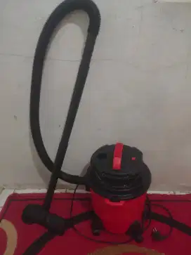 vacum 650 watt 14 liter