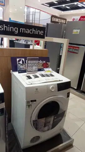 ELECTROLUX 8KG WHITE