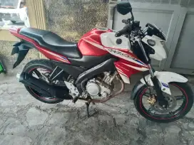 Vixion new kondisi bagus km rendah 40 ribu