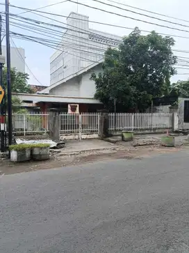 Rumah hitung Tanah Jl. WIDODAREN