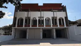 Ruko Eksklusif  Di Lokasi Premium Jakarta Selatan Siap Huni