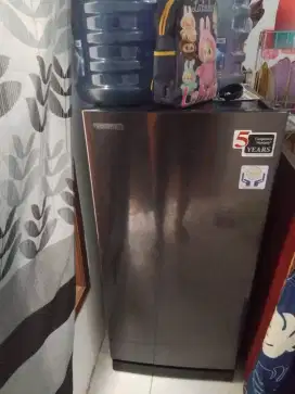 Kulkas toshiba dijamin bagus