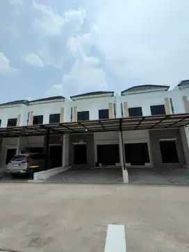 Townhouse 2lantai Mewah Tanah Luas Bisa KPR Free Biaya - Biaya