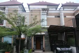 Rumah Asri dan Baru Billabong