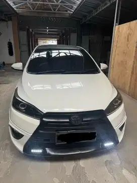 Toyota Yaris 1.5 TRD Sportivo MT 2015