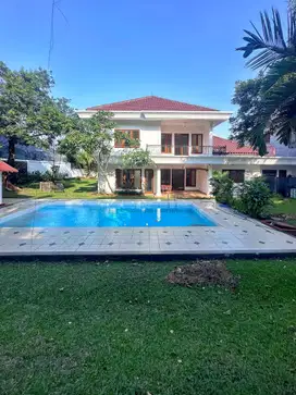 DIJUAL MURAH RUMAH MEWAH NUANSA VILLA DI KEMANG JAKARTA SELATAN